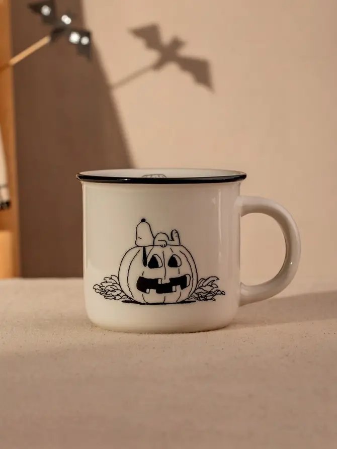 Kubek SNOOPY z dynią biały 0,35 l