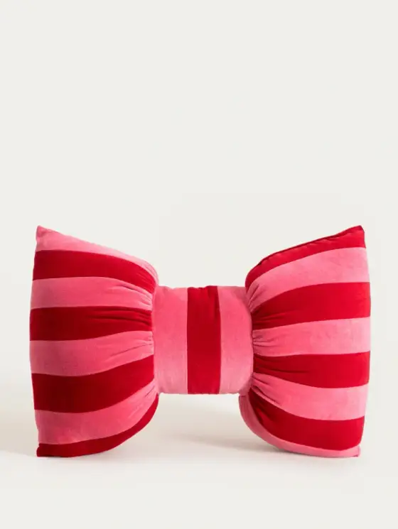 Poduszka PINKY BOW w kształcie kokardy 30x45 cm