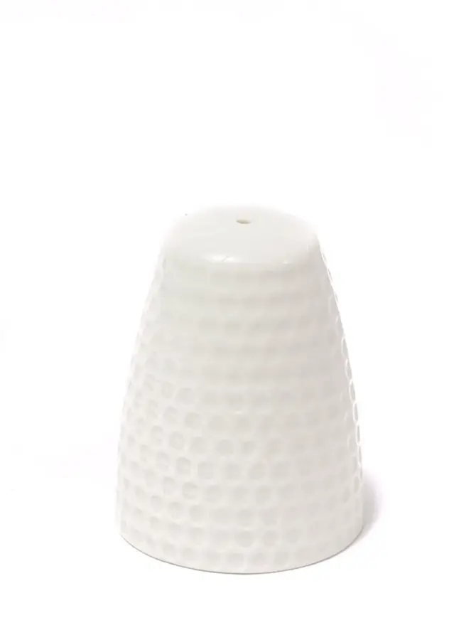 Zestaw solniczka i pieprzniczka SHAKERS biały na desce 17,3x7,3x7,8 cm