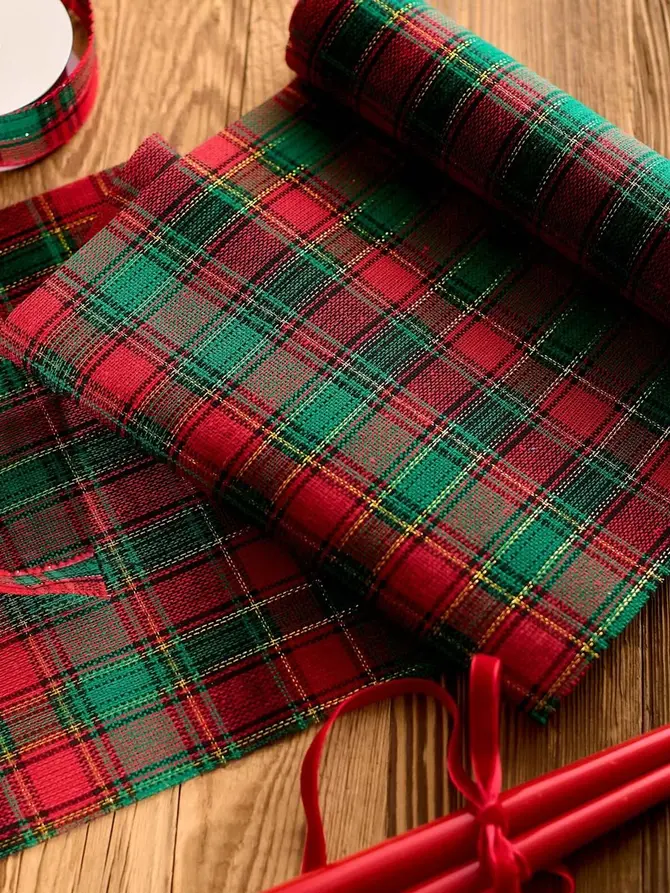 Bieżnik TARTAN dekoracyjny w kratę 28x270 cm