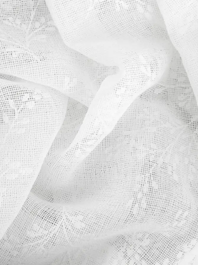 Firanka PAOLA biała z wytłaczanym wzorem 140X250 CM
