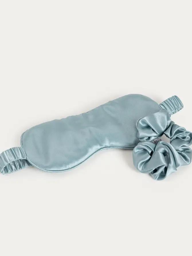 Maska na oczy i scrunchie MON PARIS z jedwabiu morwowego błękitne 2 szt.