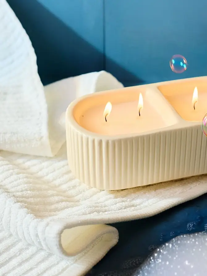 Świeca zapachowa COZY Vanilla Honey 210 g