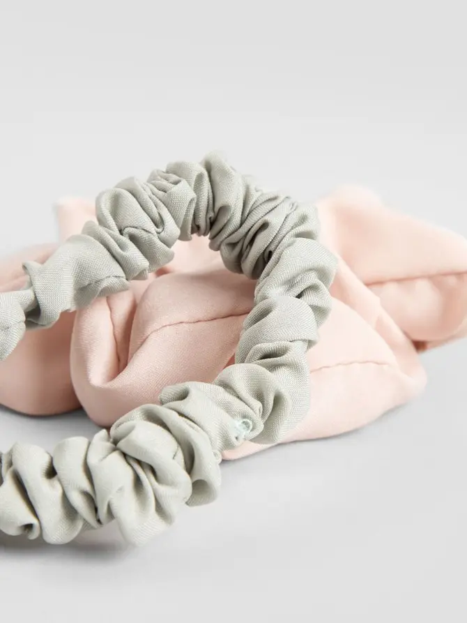 Scrunchies NORRIE do włosów 