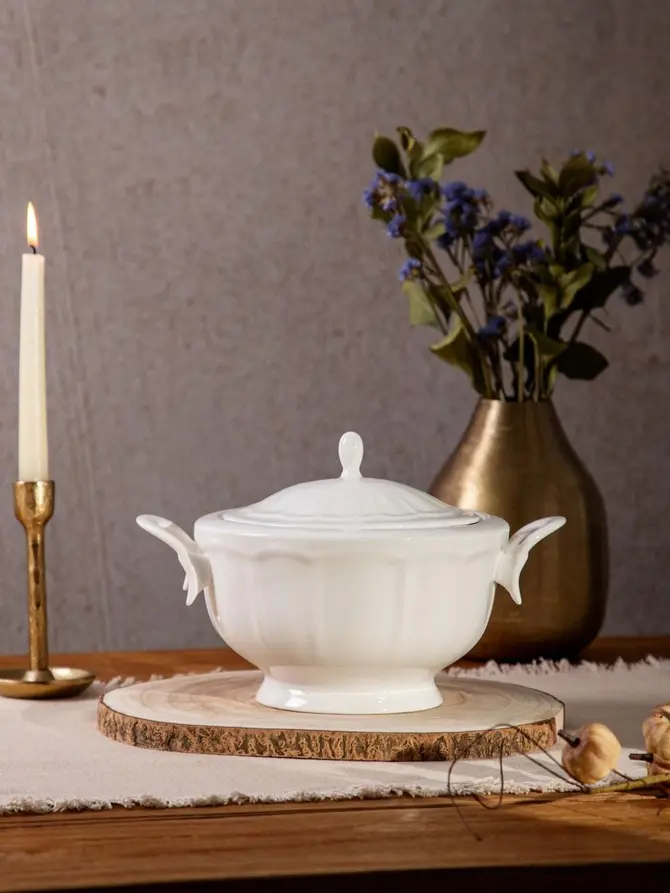 Waza JASMINE biała 2,2 l