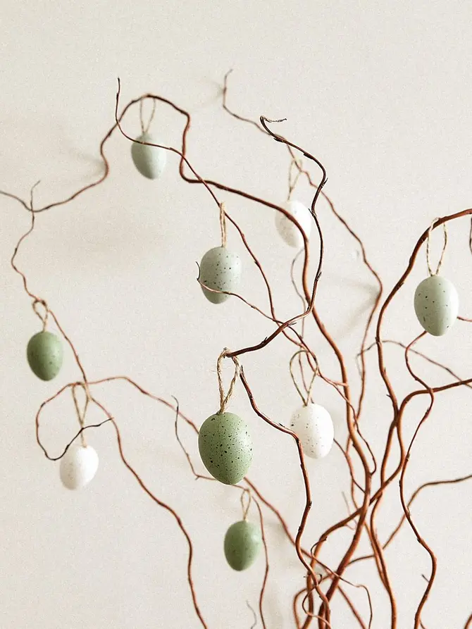 Zawieszka MARVA jajka biało-pistacjowe zestaw duży 9 szt. 3x4 cm