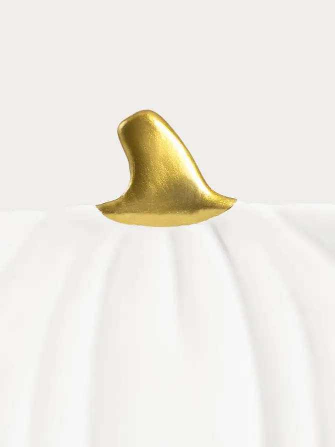 Talerz PUMPKIE w kształcie dyni kremowy 23,8x19,5 cm
