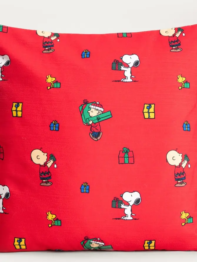 Poszewka SNOOPY zielona ze świątecznym wzorem SNOOPY 45x45 cm