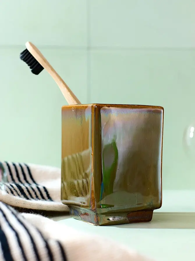 Kubek łazienkowy CORRA ceramiczny 7x7x10 cm