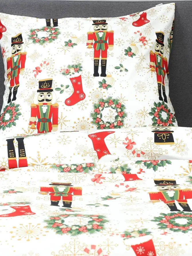 POŚCIEL NUTCRACKER z mikrofibry z motywem świątecznym 220x200 + 2*70x80 cm
