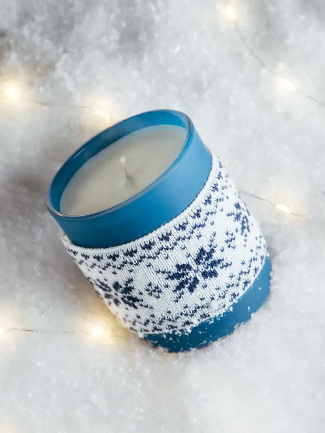 Świeca zapachowa z woskiem sojowym SWEATHER WEATHER Jolly Knit 210 g