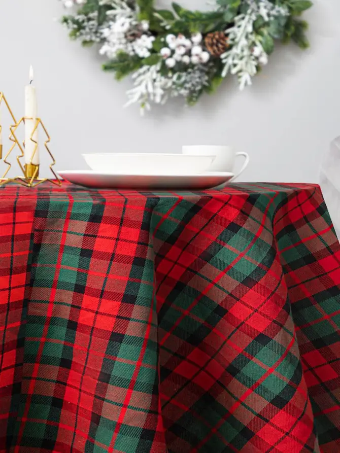Obrus TARTAN w kratę okrągły 140 cm