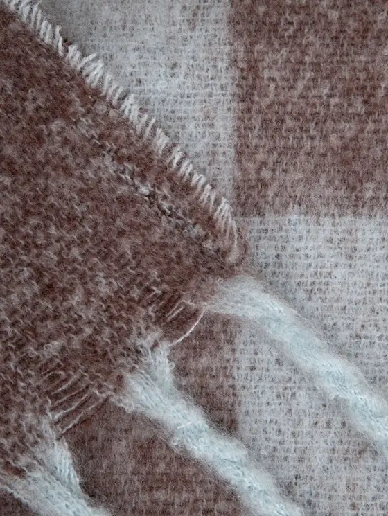 Koc MON PARIS puszysty w brązowo-błękitną kratę 150x200 cm