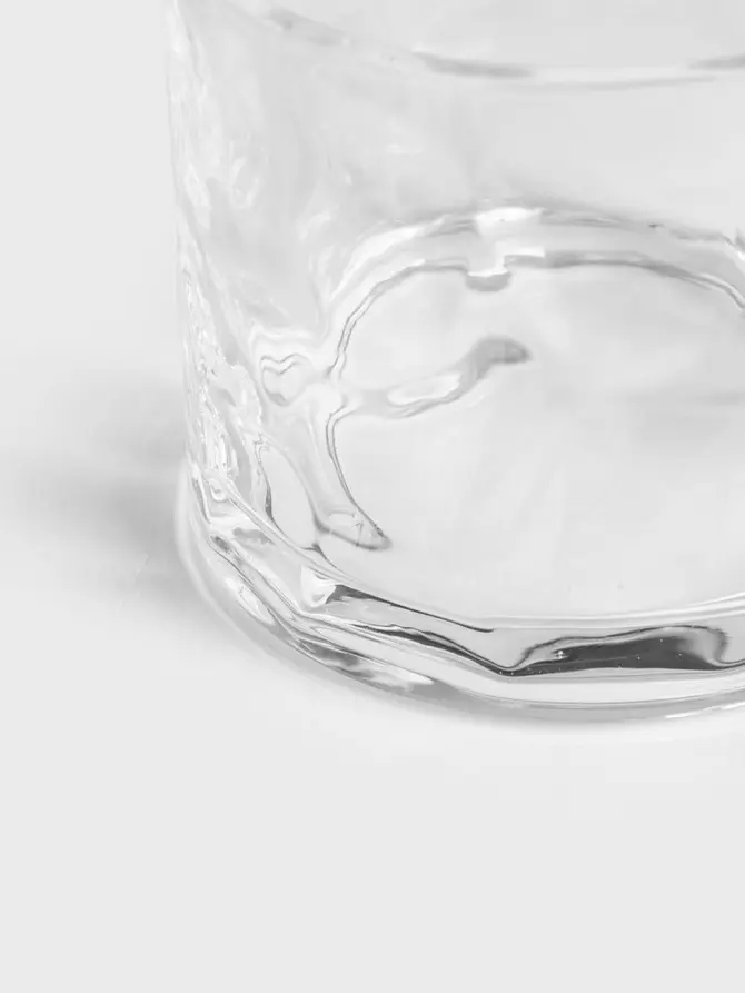 Filiżanka GLASSIC szklana młotkowana z okrągłym uchem 0,3 l