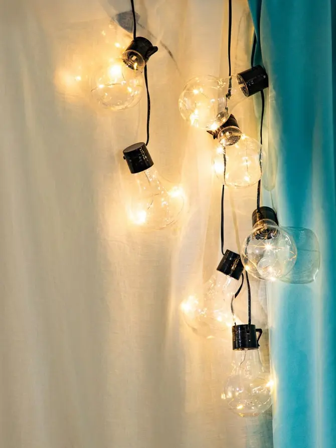 Łańcuch LED LUCCE na baterie 235 cm