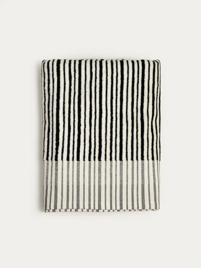 Ręcznik DEMI w czarne paski 70x130 cm