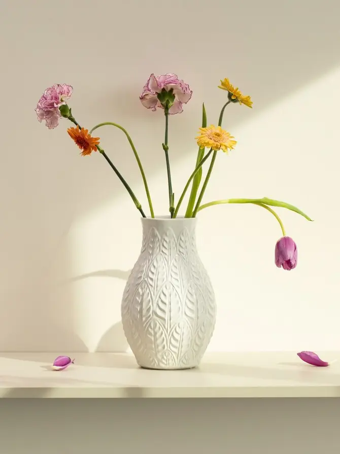 Wazon NATTO ceramiczny z tłoczeniami biały 15x24 cm