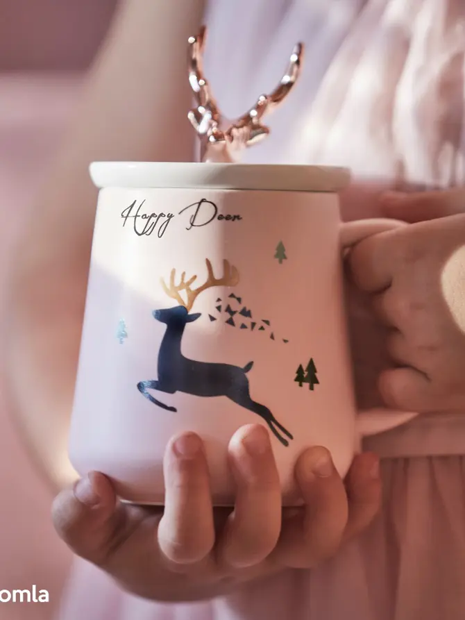 Kubek różowy z ozdobną przykrywką ROSIE 0,4 l XM19 922026