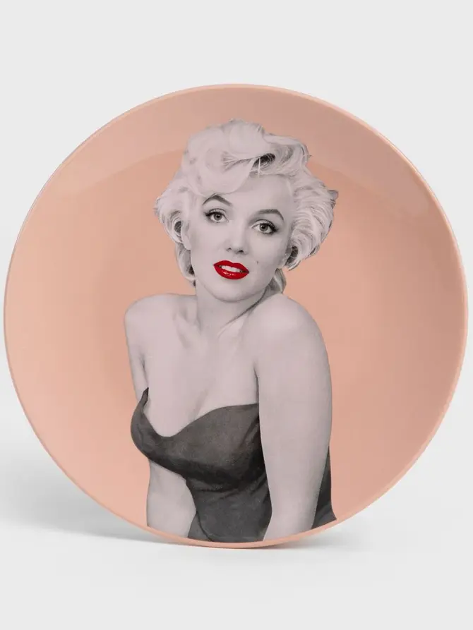 Talerz MONROE LOVE deserowy z wizerunkiem Marilyn różowy 19 cm