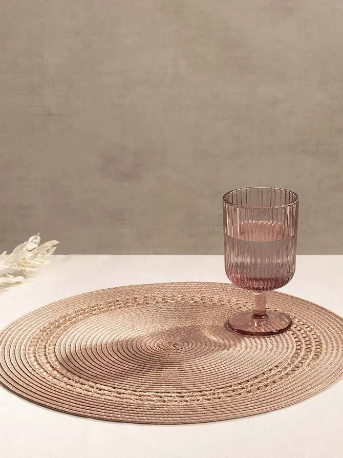 Podkładka do jadalni TRINA okrągła różowa 38 cm