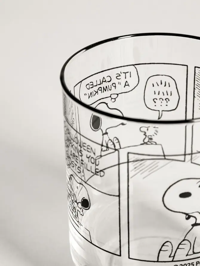Szklanka SNOOPY z printem komiksu i czarnym rantem 0,3 l