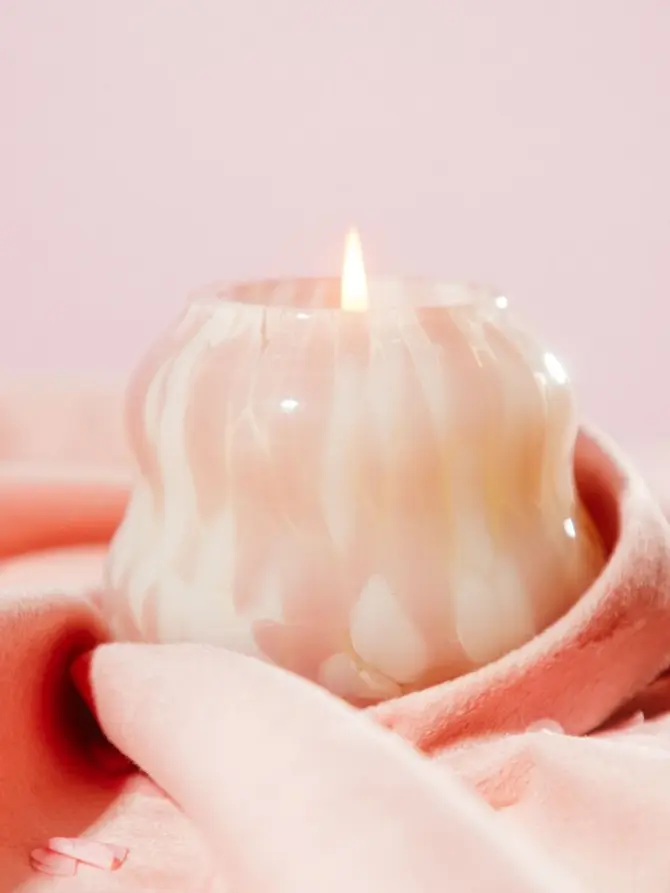 Świeca zapachowa z woskiem sojowym DREAMY PINK Berry Bouquet 280 g