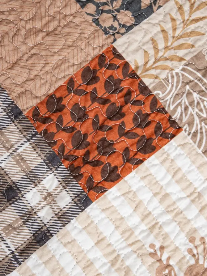 Narzuta PATCHWORK bawełniana w ceglasty wzór z pikowaniem 200x220 cm