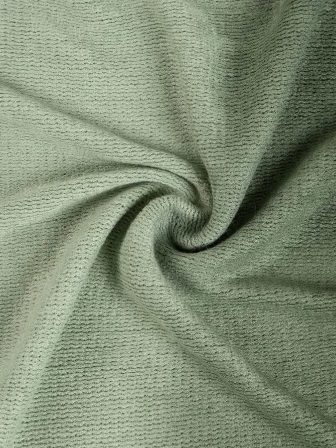 Koc FINNS ombre miękki zielony z frędzlami 130x170 cm
