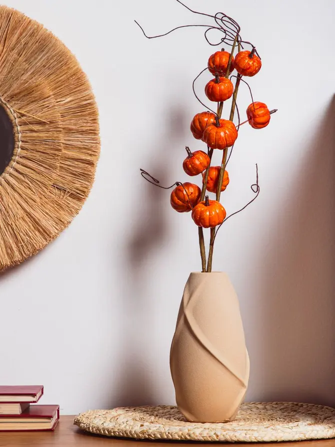 Gałązka sztuczna AUTUMN AURA dynie pomarańczowe 64cm