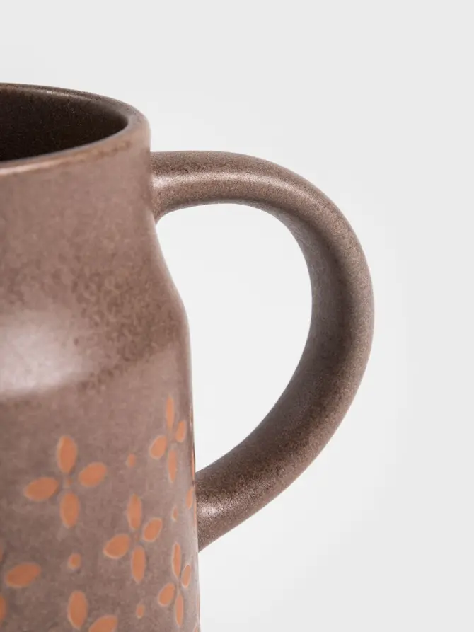 Kubek NEHEZ brązowy z wzorkami 0,5 l
