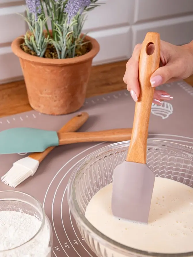 Zestaw akcesoriów EASY BAKE do pieczenia 3 szt.