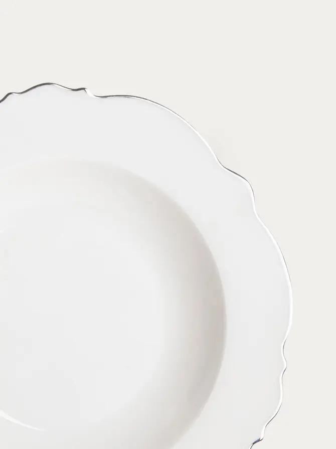 Talerz ELORIA porcelanowy głęboki ze srebrnym rantem 21 cm
