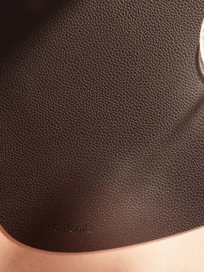Podkładka do jadalni FEMELO czarna 38 cm