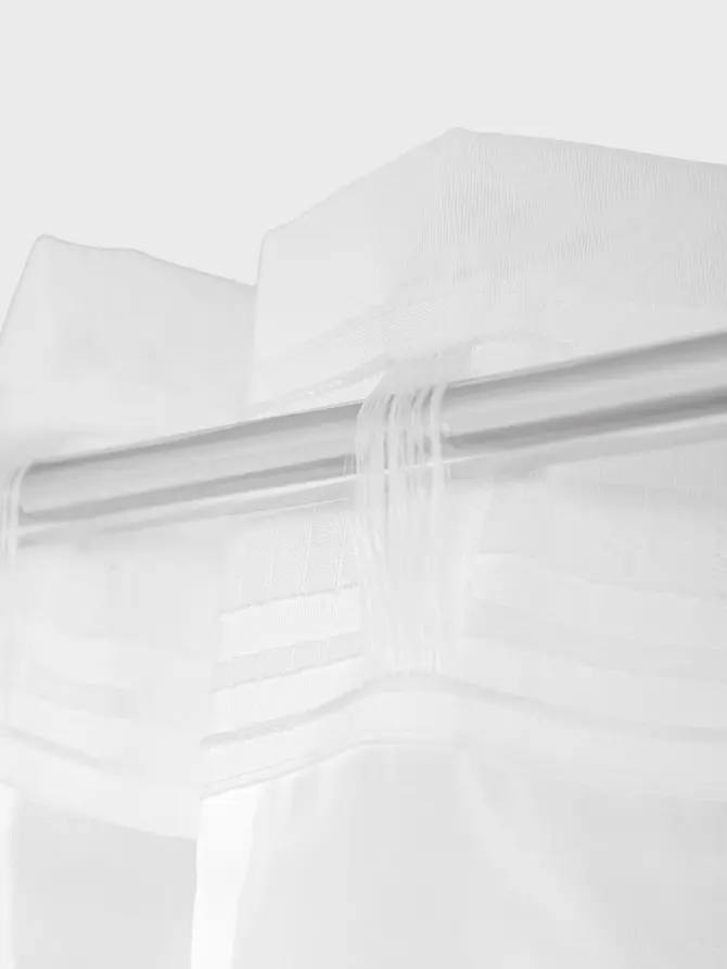 Firanka B2 ESSENTIALS SWISS VOAL TAPE z taśmą biała 300x250