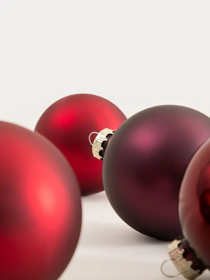 Zestaw bombek BURGUNDY CHARM szklane czerwone 8 cm 6 szt.