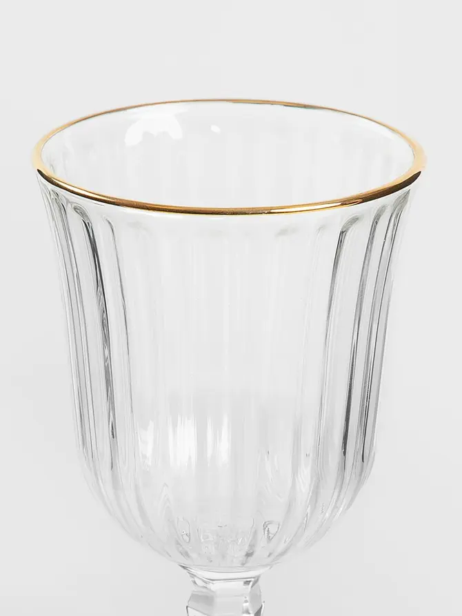 Kieliszek GLASSATO ze złotym rantem 0,18 L