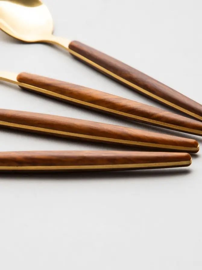 Zestaw łyżeczek do herbaty CORK złotych 4 szt.