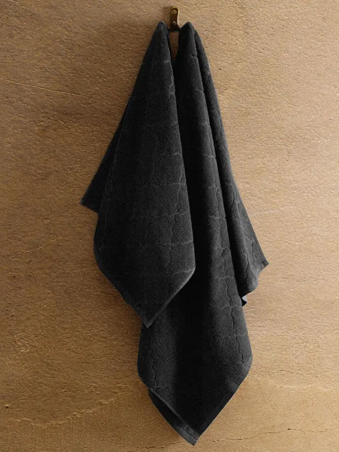 Ręcznik SAMINE Czarny z marokańską koniczyną 50x90 cm
