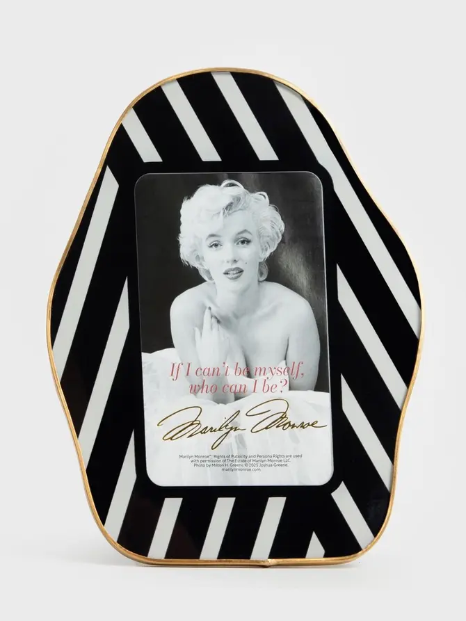 Ramka na zdjęcie MONROE LOVE o nieregularnym kształcie z wizerunkiem Marilyn Monroe 10x15 cm