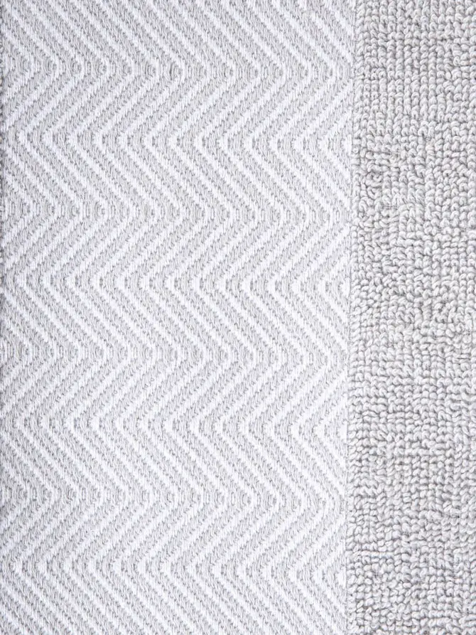 Ręcznik MAIARA szary z ozdobnym przeszyciem 50x90 cm