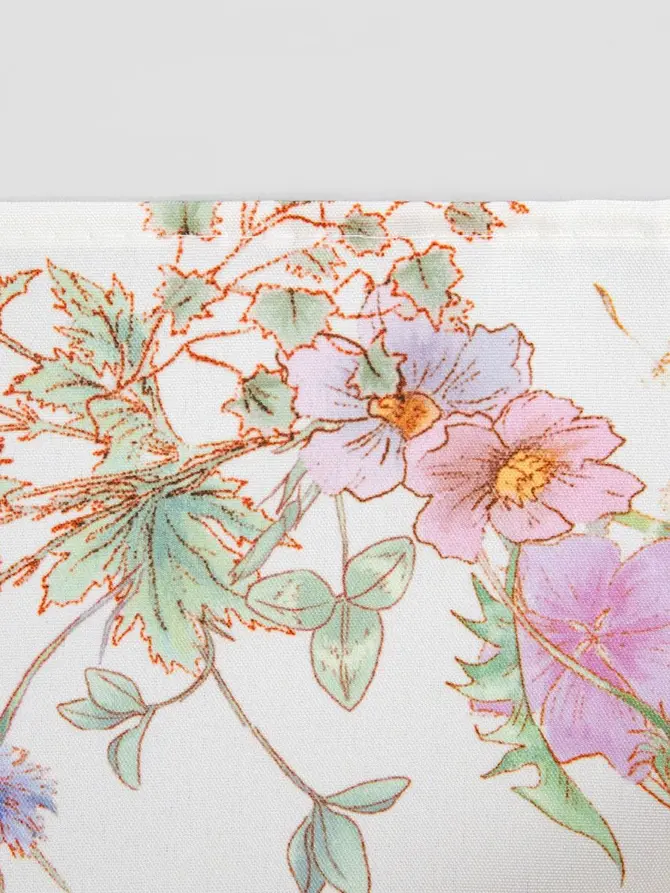 Obrus MEADOW FLOWERS dekoracyjny z kwiatowym wzorem 150x300