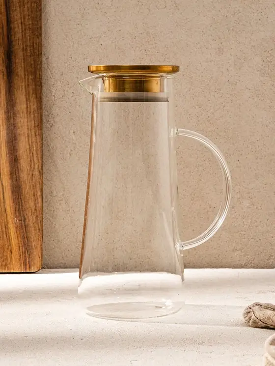 Dzbanek KUBBE ze złotym wieczkiem 1,3 l