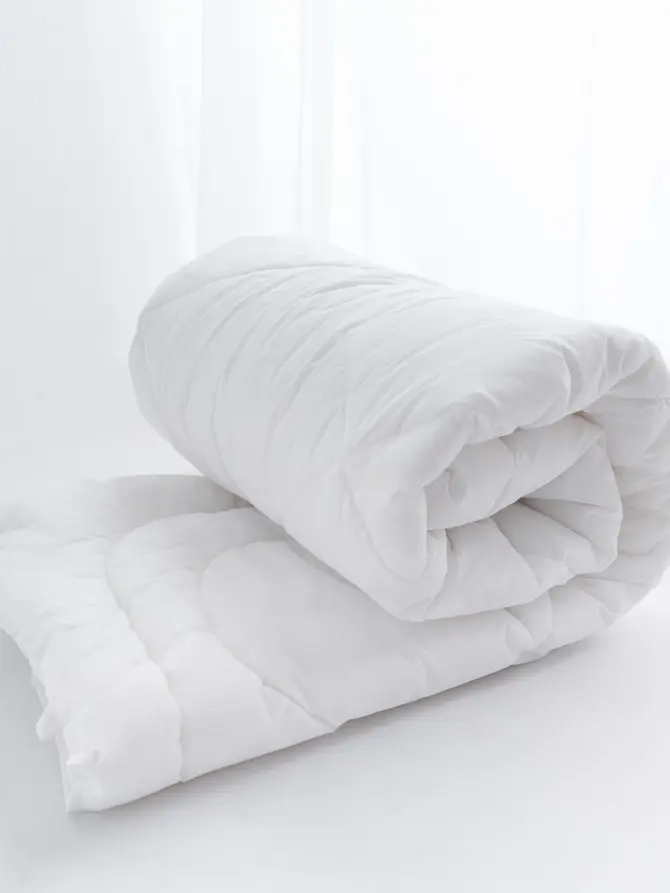 Kołdra COMFORT LINE pikowana 220x200 cm