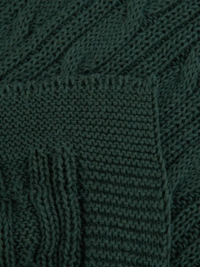 Koc NEW MJOLBY dziany sweterek zielony 130x170 cm