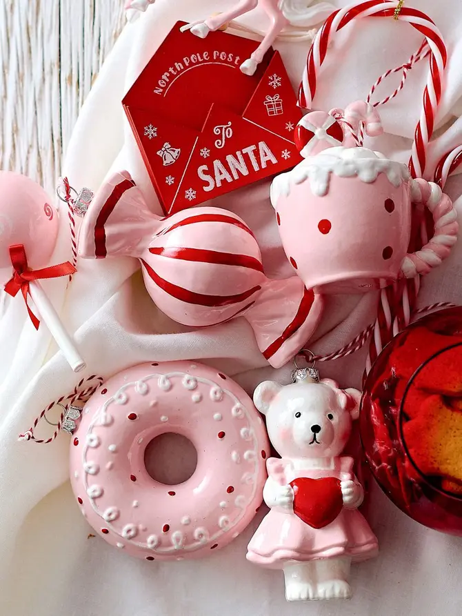 Zawieszka EVI PINK miś różowy z serduszkiem 11 cm