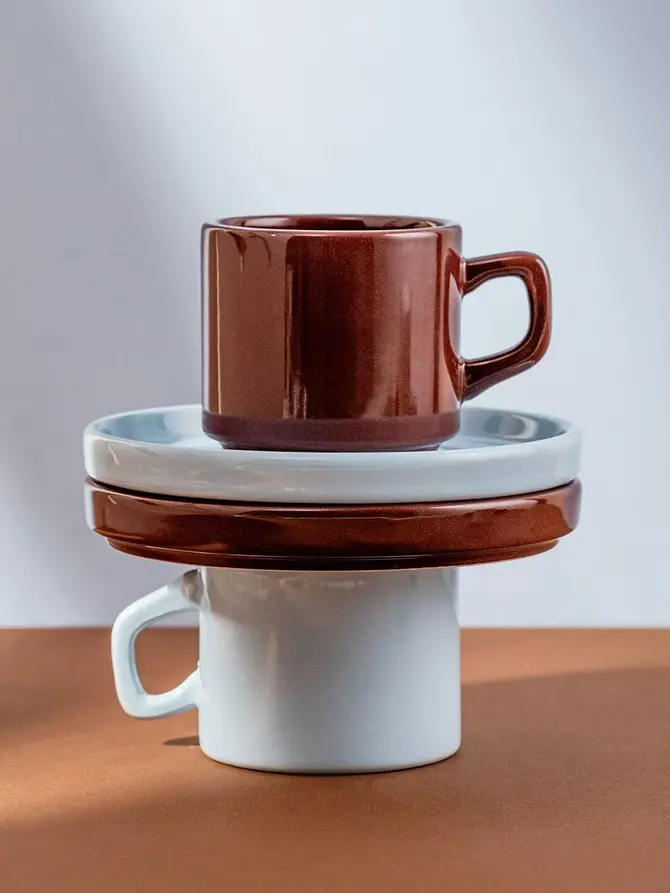 Filiżanka ze spodkiem FAMELIO brązowa 0,2 l
