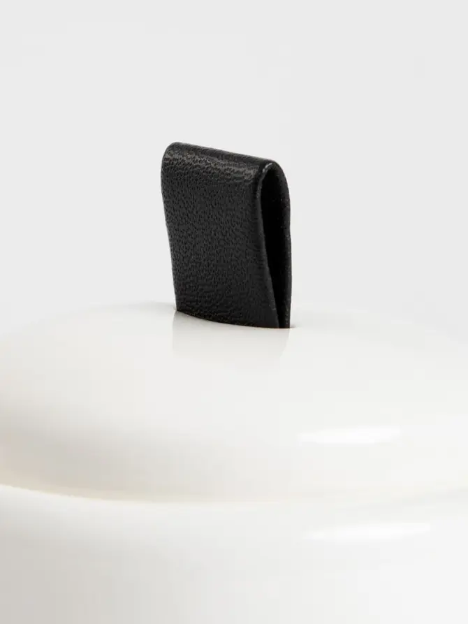 Pojemnik DORSEY z jamnikiem biały 9,1x11,1 cm