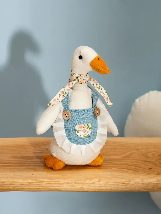 Skrzat GUS pani gąska w sukience 21 cm
