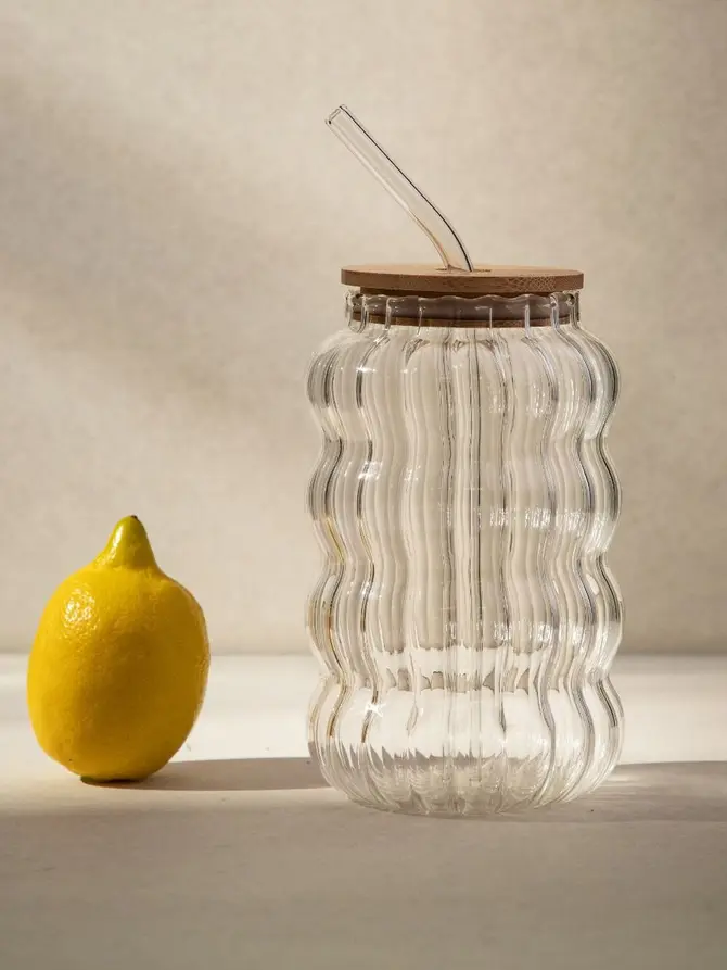 Szklanka BUBBLY ryflowana ze słomką 0,75 l