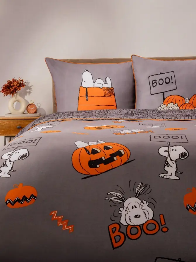 Pościel HALLOWEEN SNOOPY z mikrofibry ze wzorem Snoopy 160x200 + 2*70x80 cm